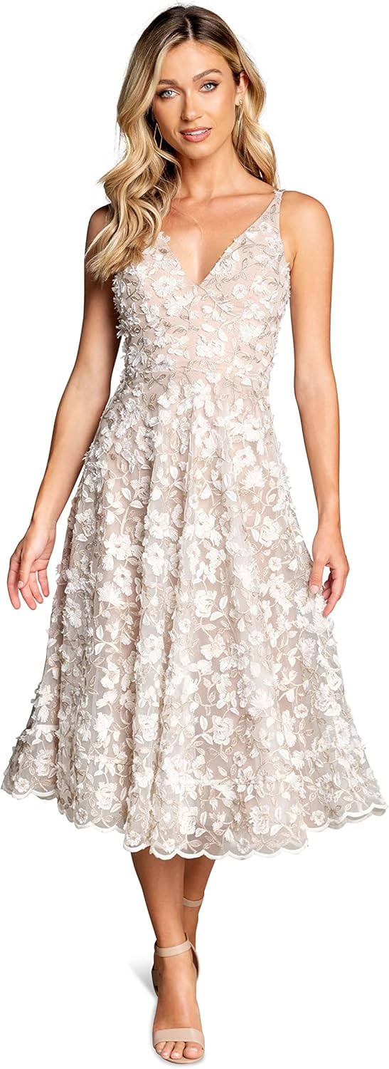 Dress the Population Women's Elisa Sleeveless Plunge Neckline Fit